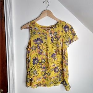 ANTHRO HD in Paris Ruffle Sleeve Floral Top